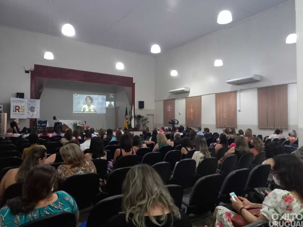 Rede estadual: novos diretores e vice-diretores são empossados em Palmeira das Missões
