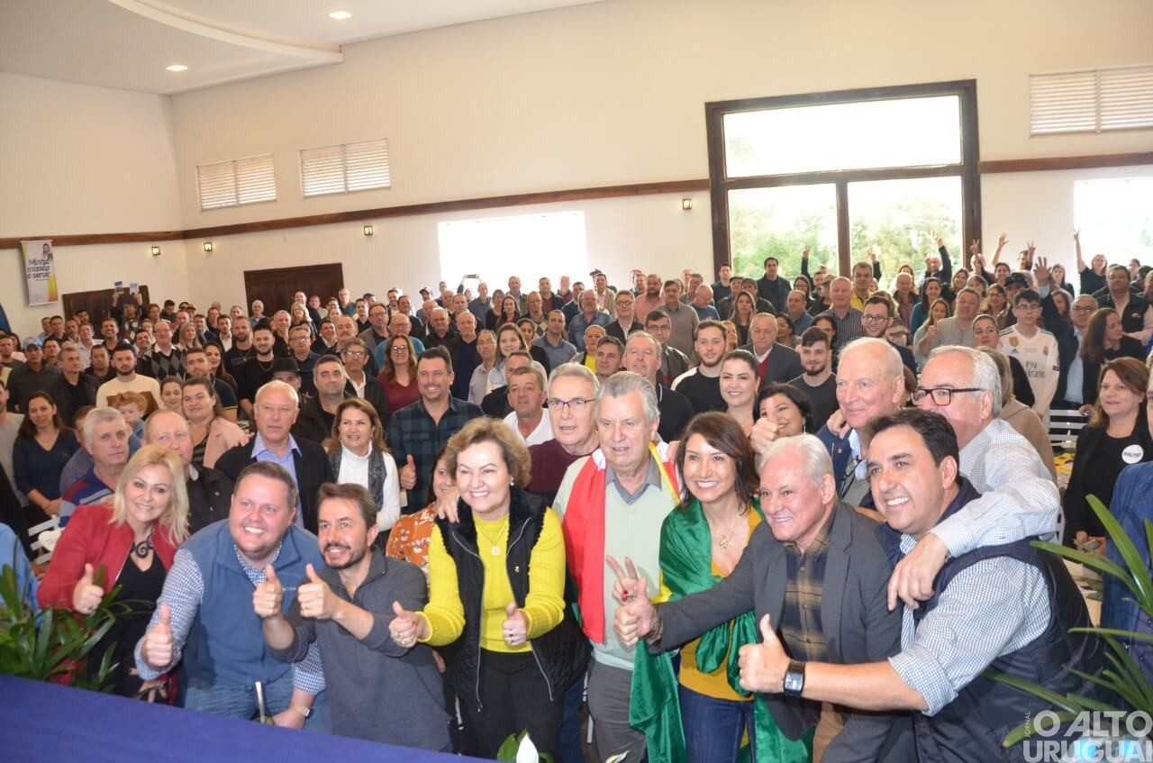 Cerca de 500 pessoas participam debatem sobre o desenvolvimento regional