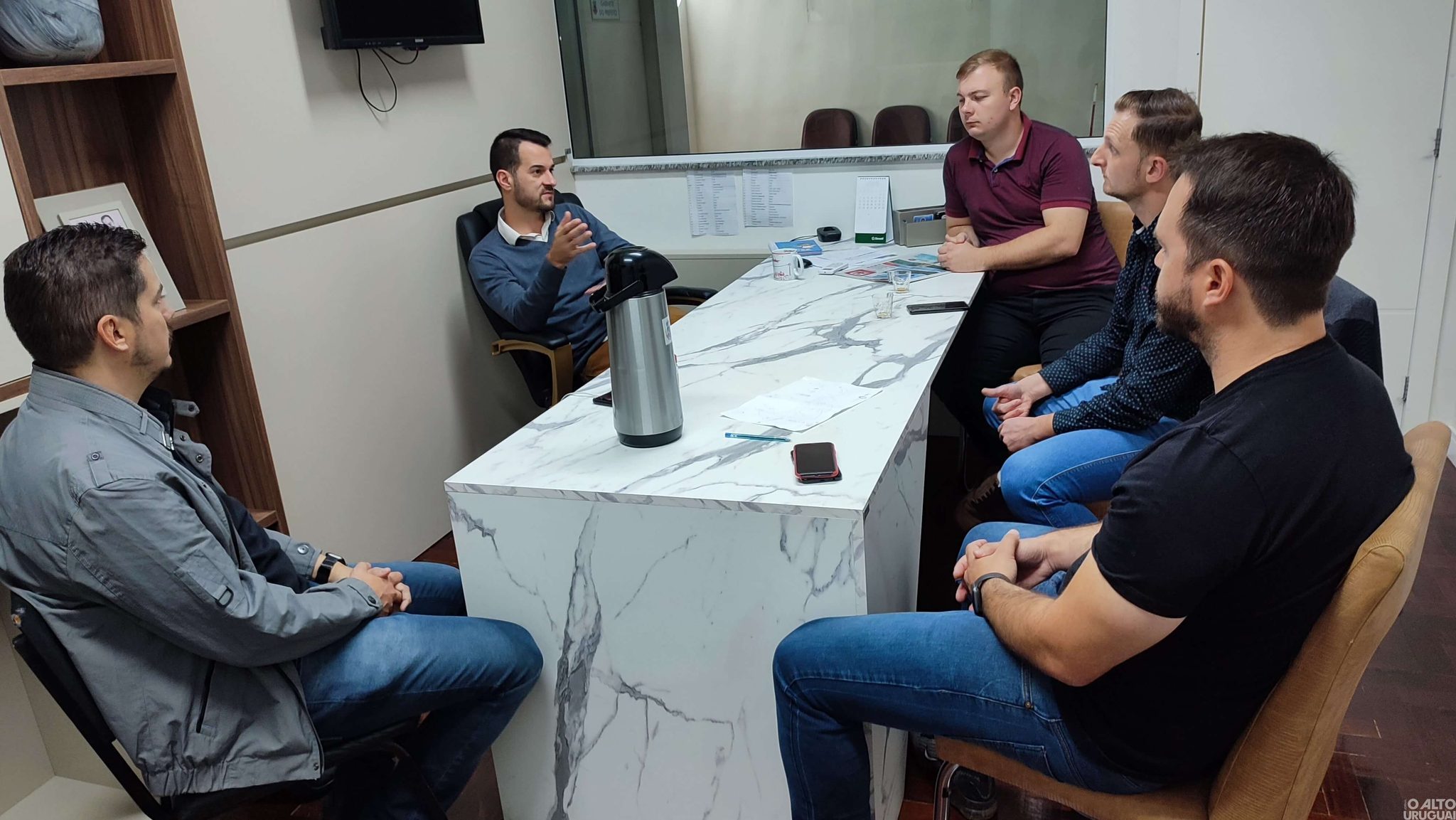 Poder Público debate problemas de abastecimento de água em FW