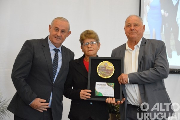 Câmara de Vereadores de Seberi homenageia pioneiros