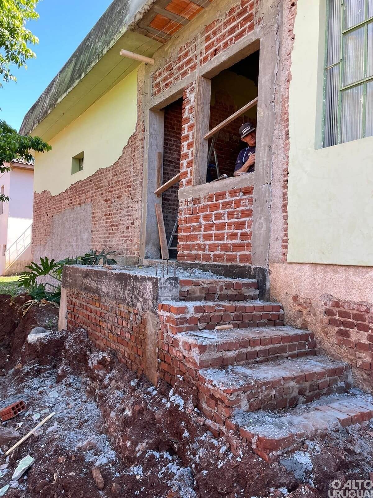 Obras no posto de saúde de Erval Seco seguem acontecendo