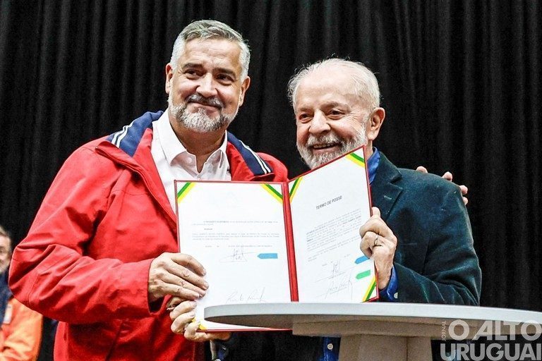 Ministro Paulo Pimenta assume Secretaria Extraordinária da Reconstrução