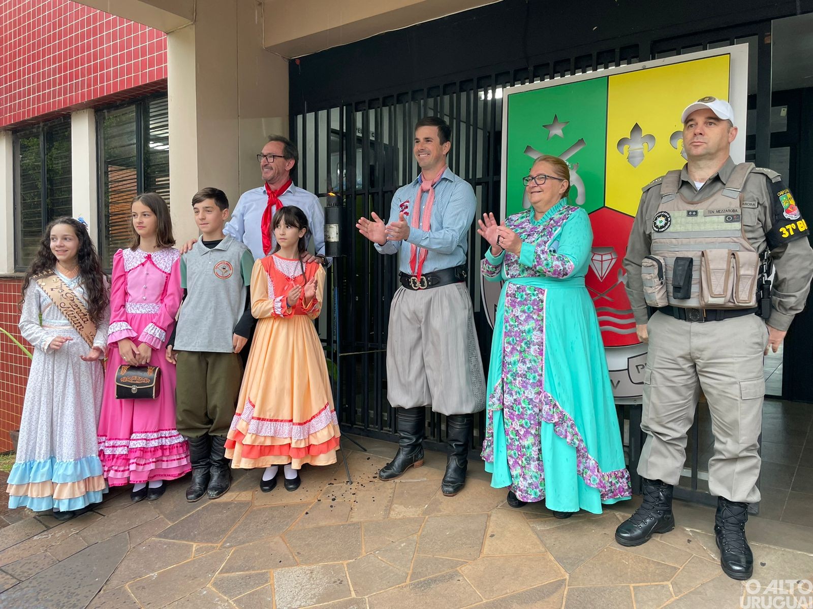 Tradicionalistas chegam a FW com a Chama Crioula