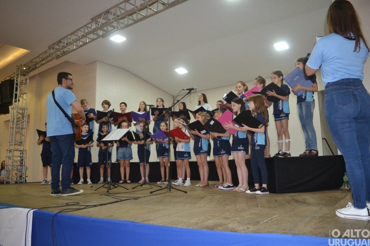 Escola Nossa Senhora Auxiliadora realiza 4º Recital