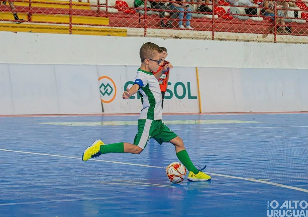 Copa Frederiquense tem domingo recheado de gols