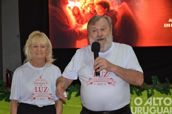 Frederico em Luz é lançado em evento no Clube Harmonia