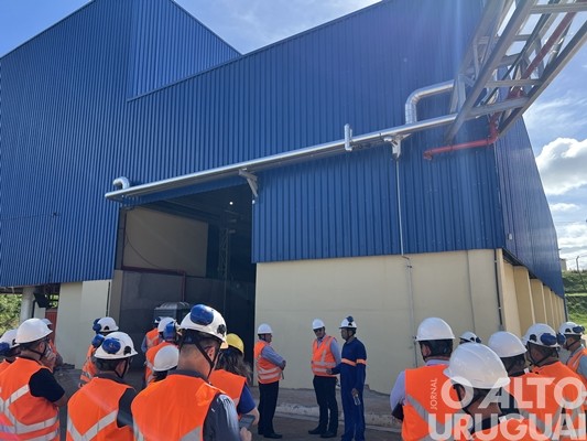 JBS apresenta a estrutura da fábrica de ração em Seberi