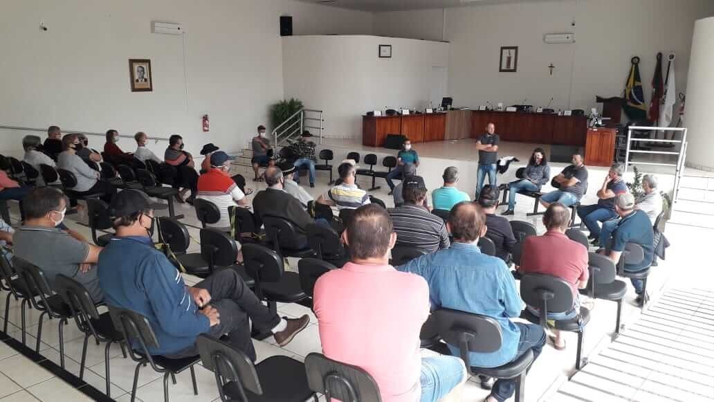 Cristal do Sul: Acos debate racionamento da água