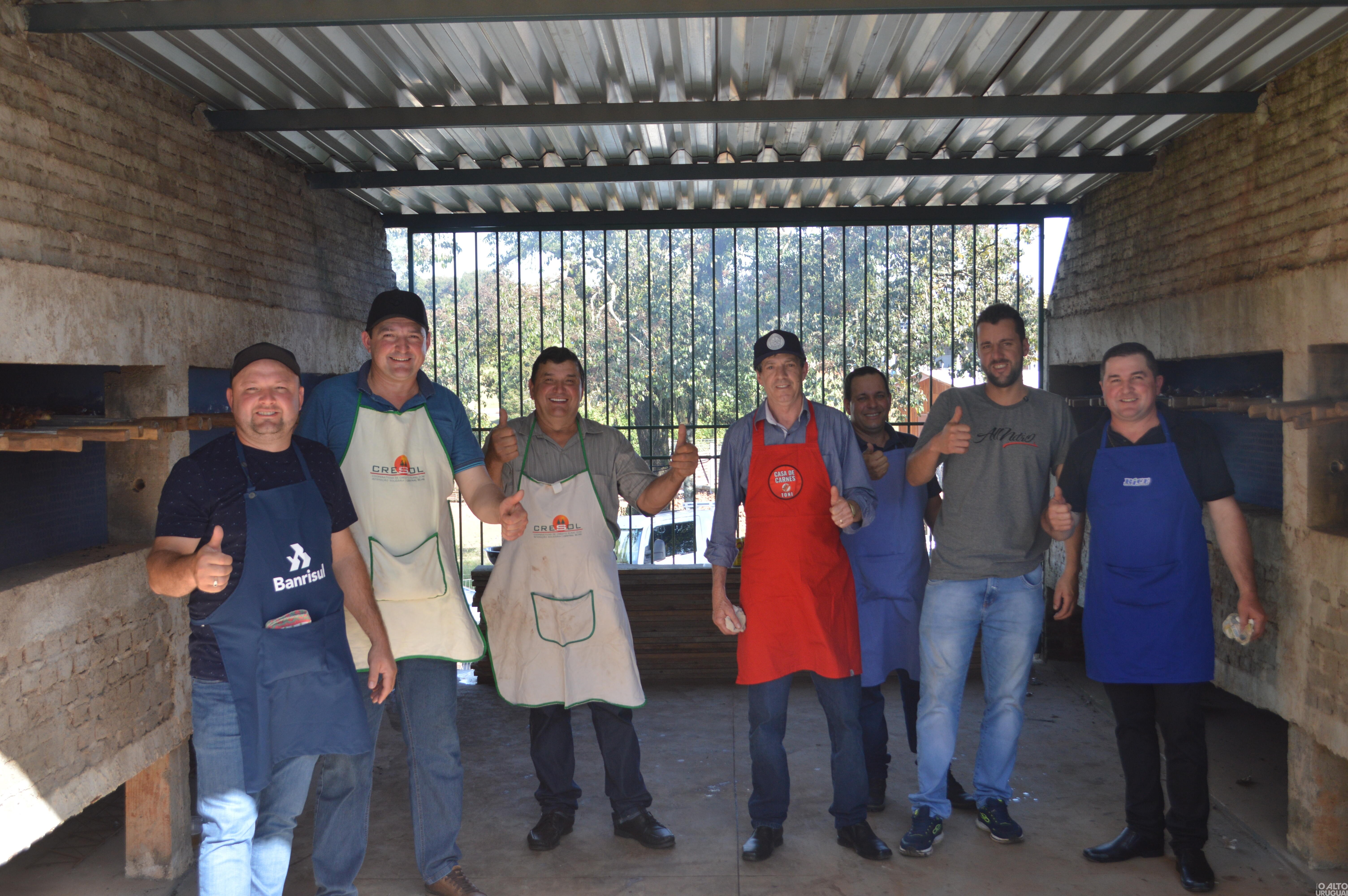 Festa em homenagem a São Cristóvão reúne centenas de pessoas em FW
