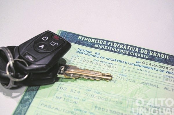 Termina em outubro o prazo para acumular notas e obter desconto no IPVA 2025