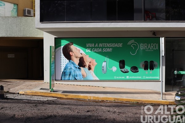 Clínica completa 2O anos de funcionamento