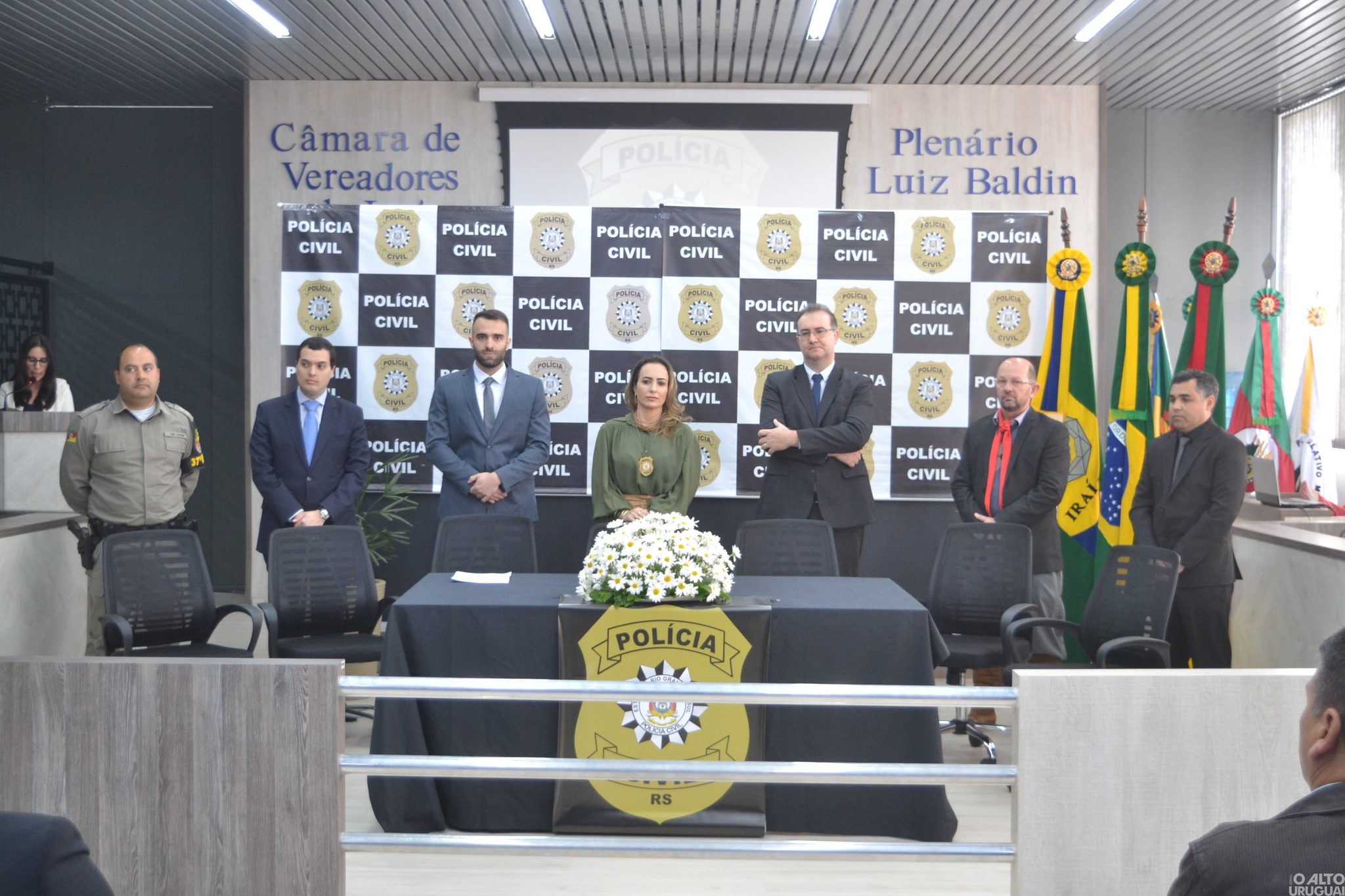 Novo delegado titular de Iraí toma posse
