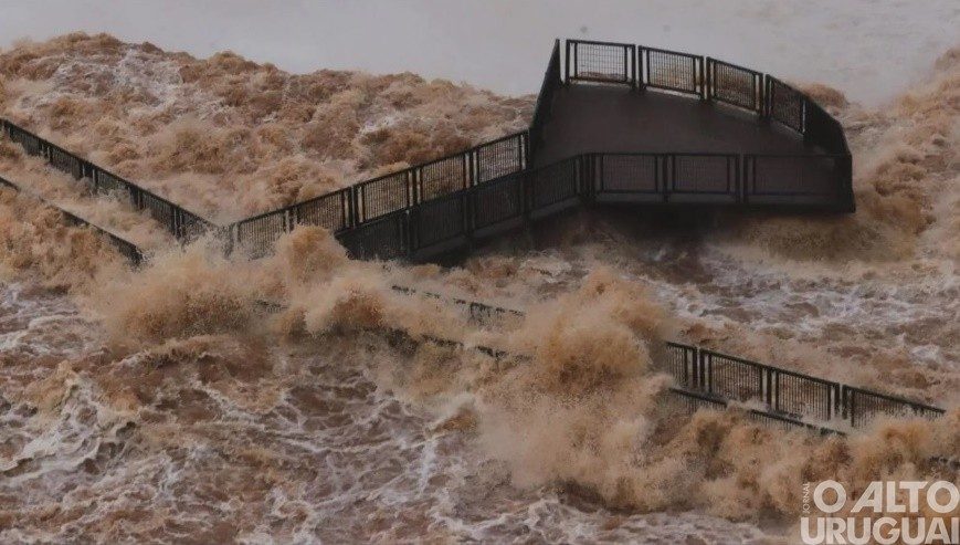 Cataratas do Iguaçu atingem a maior vazão desde 2014