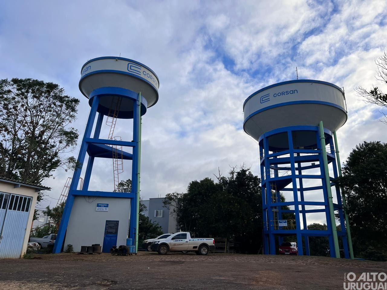 Prefeitura de Palmitinho rompe adutora de água
