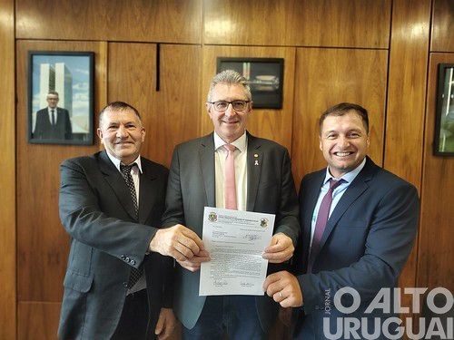 Prefeito e presidente da Câmara de Vereadores  de Taquaruçu do Sul buscam recursos em Brasília