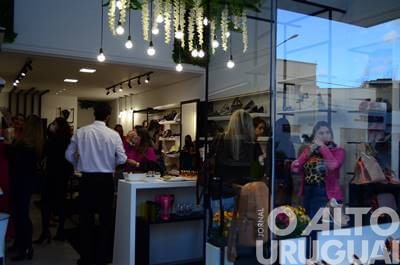 DONA Store inaugura em FW