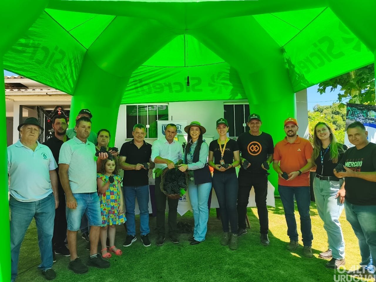 Dia de Campo marca abertura simbólica da safra da uva