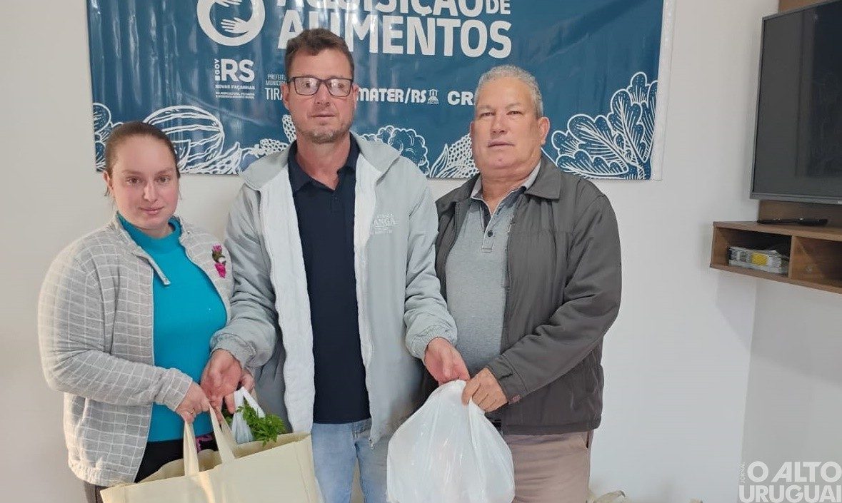 Entrega de alimentos beneficia 120 famílias de Novo Tiradentes