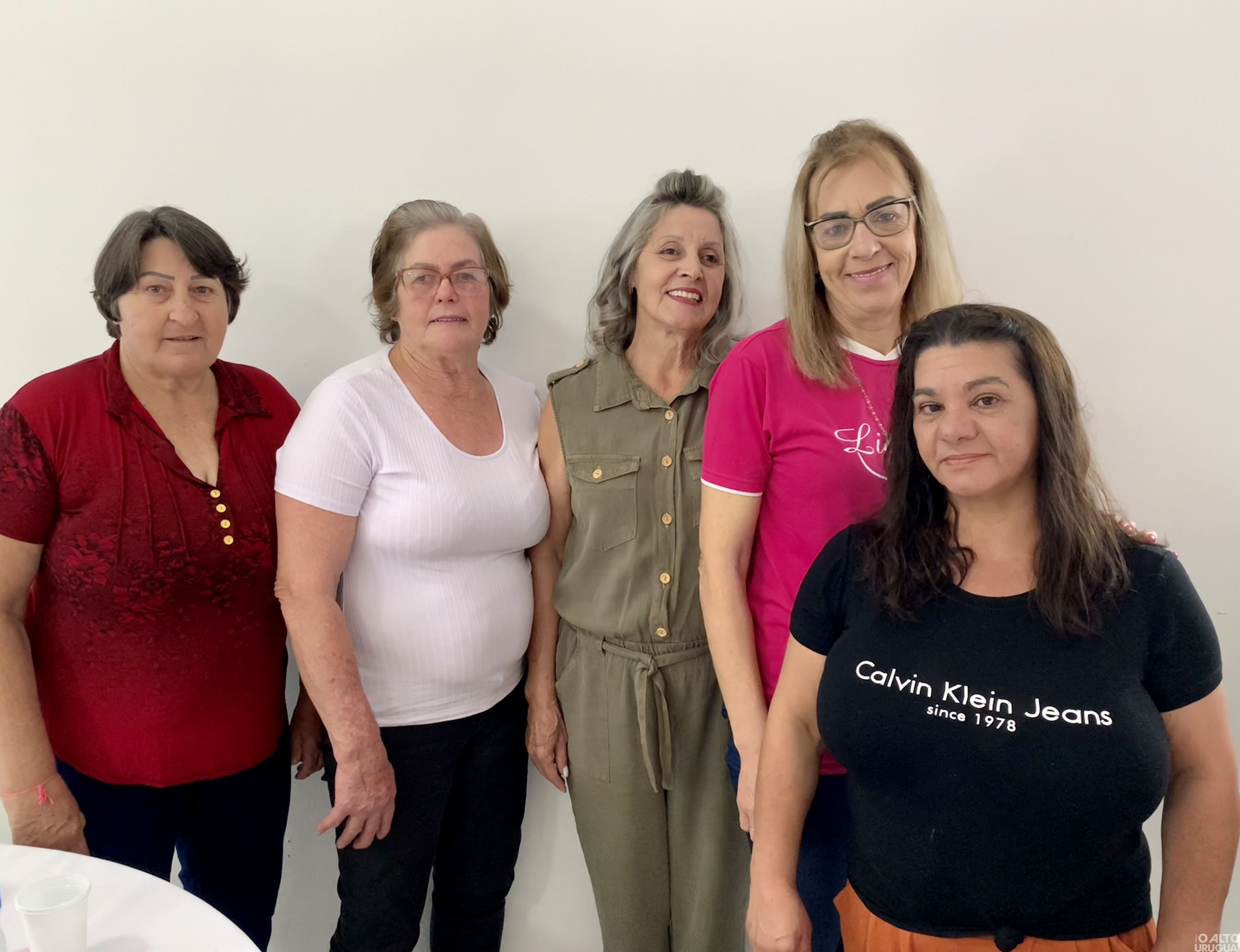 Liga Rodeiense reúne mulheres em Rodeio Bonito para 5º Chá da Liga