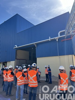 JBS apresenta a estrutura da fábrica de ração em Seberi