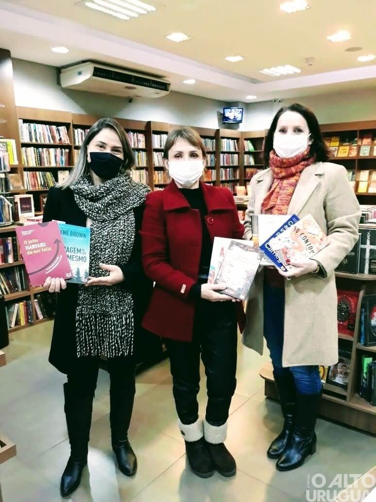 Projeto de incentivo à leitura entre presos arrecada 23 livros
