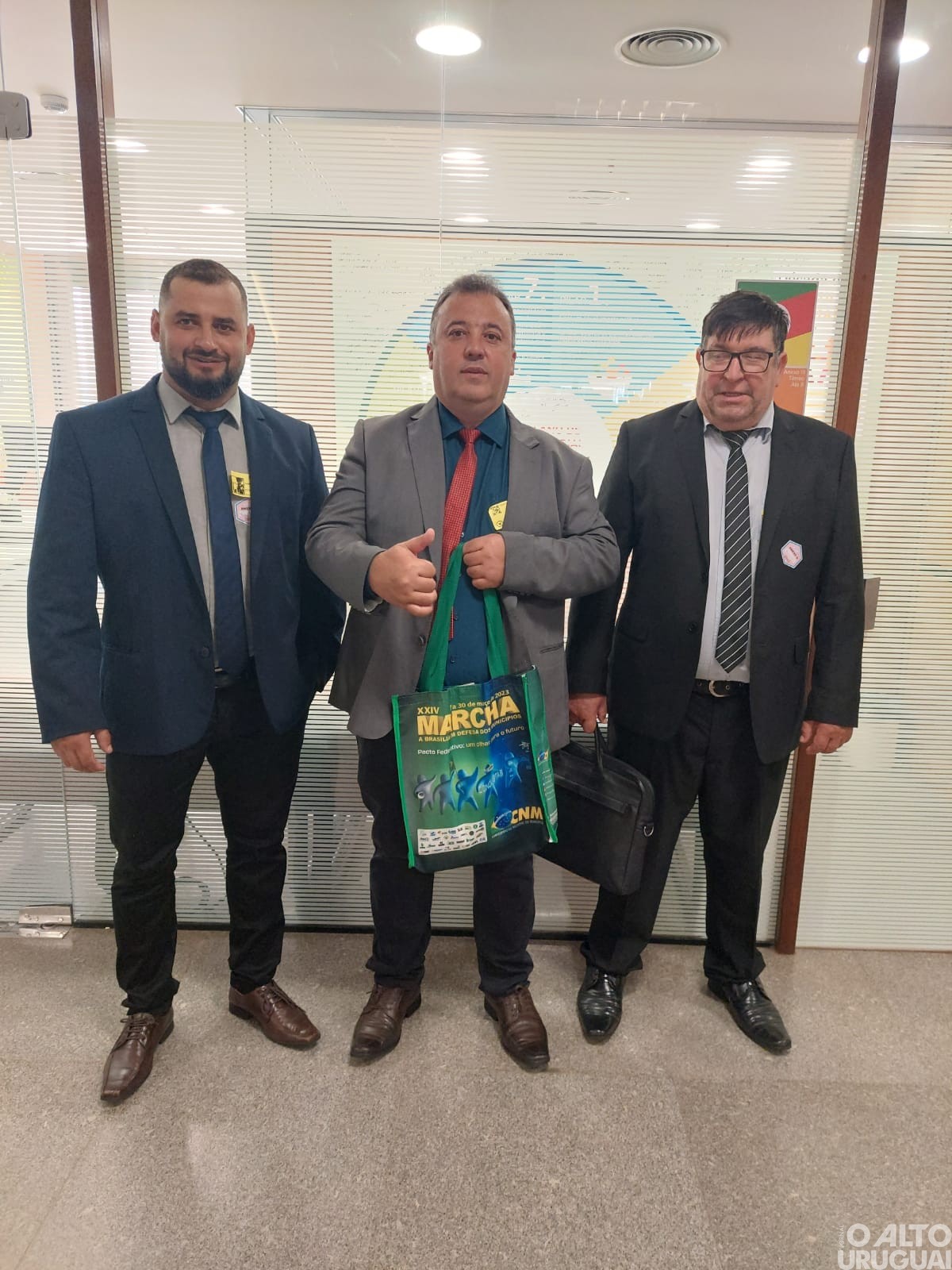 Marcha a Brasília em Defesa dos Municípios reúne prefeitos da região
