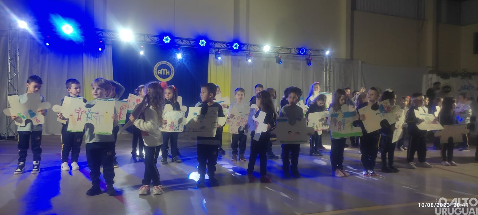 Seberi: escola Professora Doutora Ada Maria Hemielewski realiza a "Primeira Noite de Encantos com a Família"