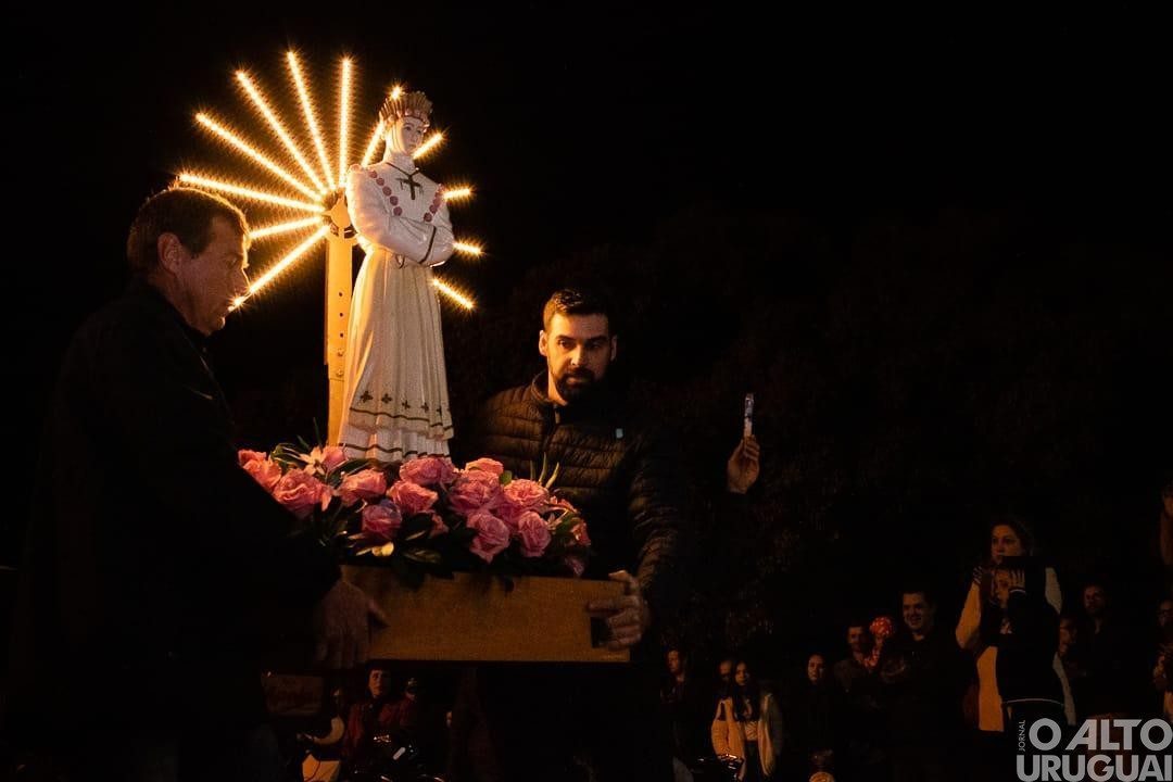 Procissão luminosa nesta sexta-feira marca o terceiro dia de tríduo da 46ª Romaria de Nossa Senhora da Salete