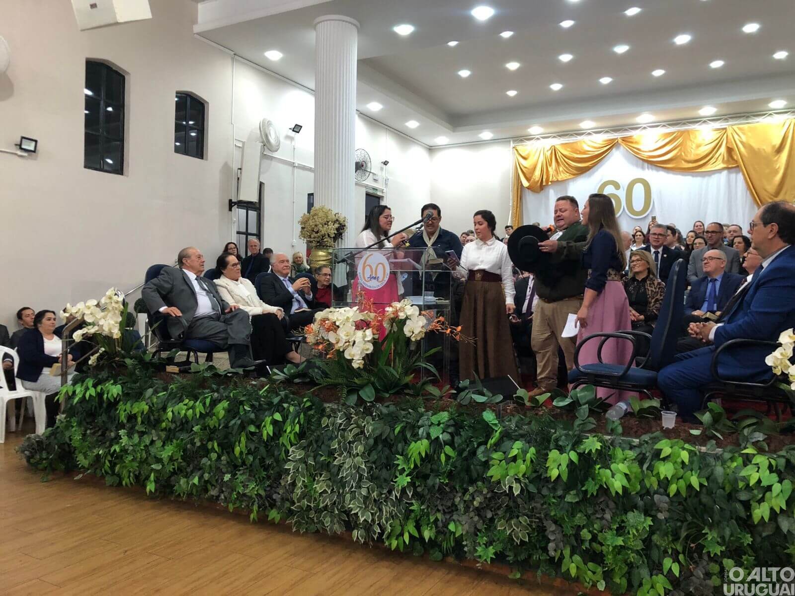 Pastor Pery Brizolla é homenageado em culto
