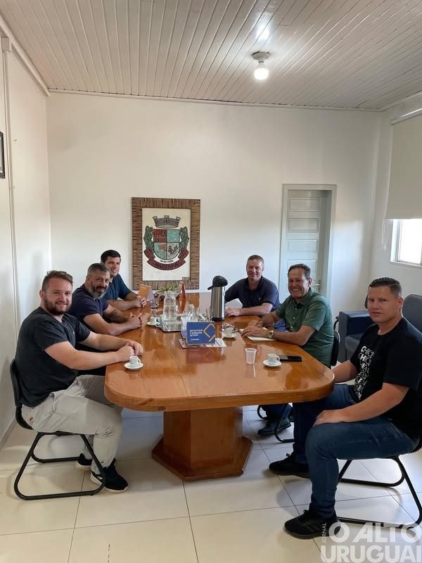 Administração de Caiçara realiza reuniões com empresários do ramo da avicultura