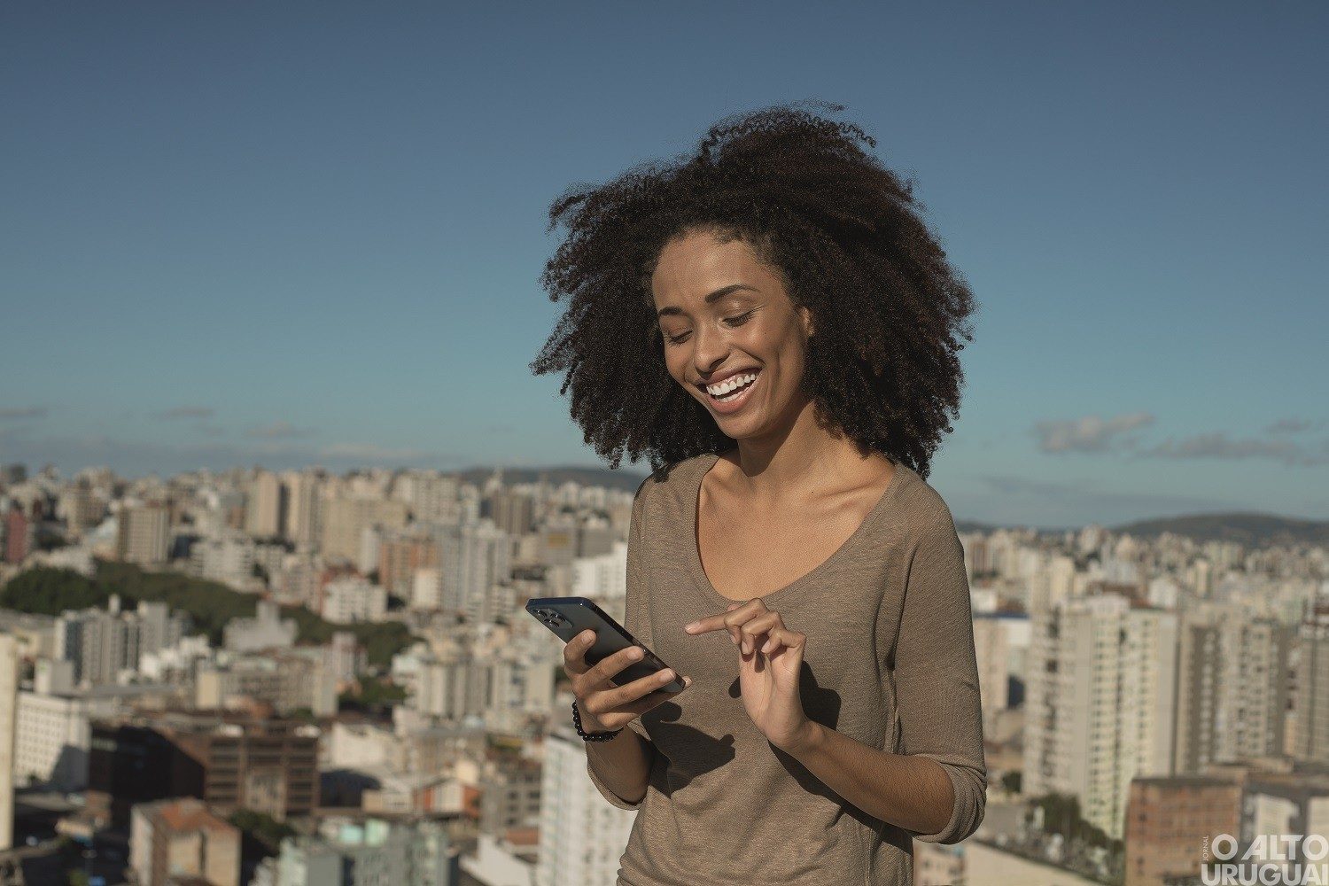 Sicredi disponibiliza pagamento para pequenas empresas com cartão via WhatsApp