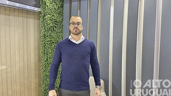 João Pedro Togni se despede da comunidade regional