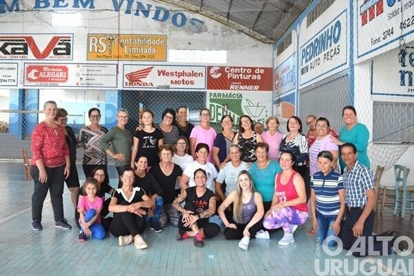 "Mexa-se" proporciona prática regular de atividades físicas e esportivas