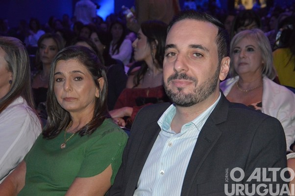 Mais de 800 pessoas participam de palestra com Leila Ama em FW