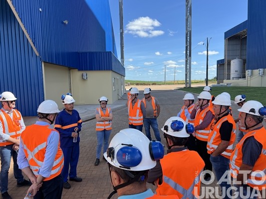 JBS apresenta a estrutura da fábrica de ração em Seberi