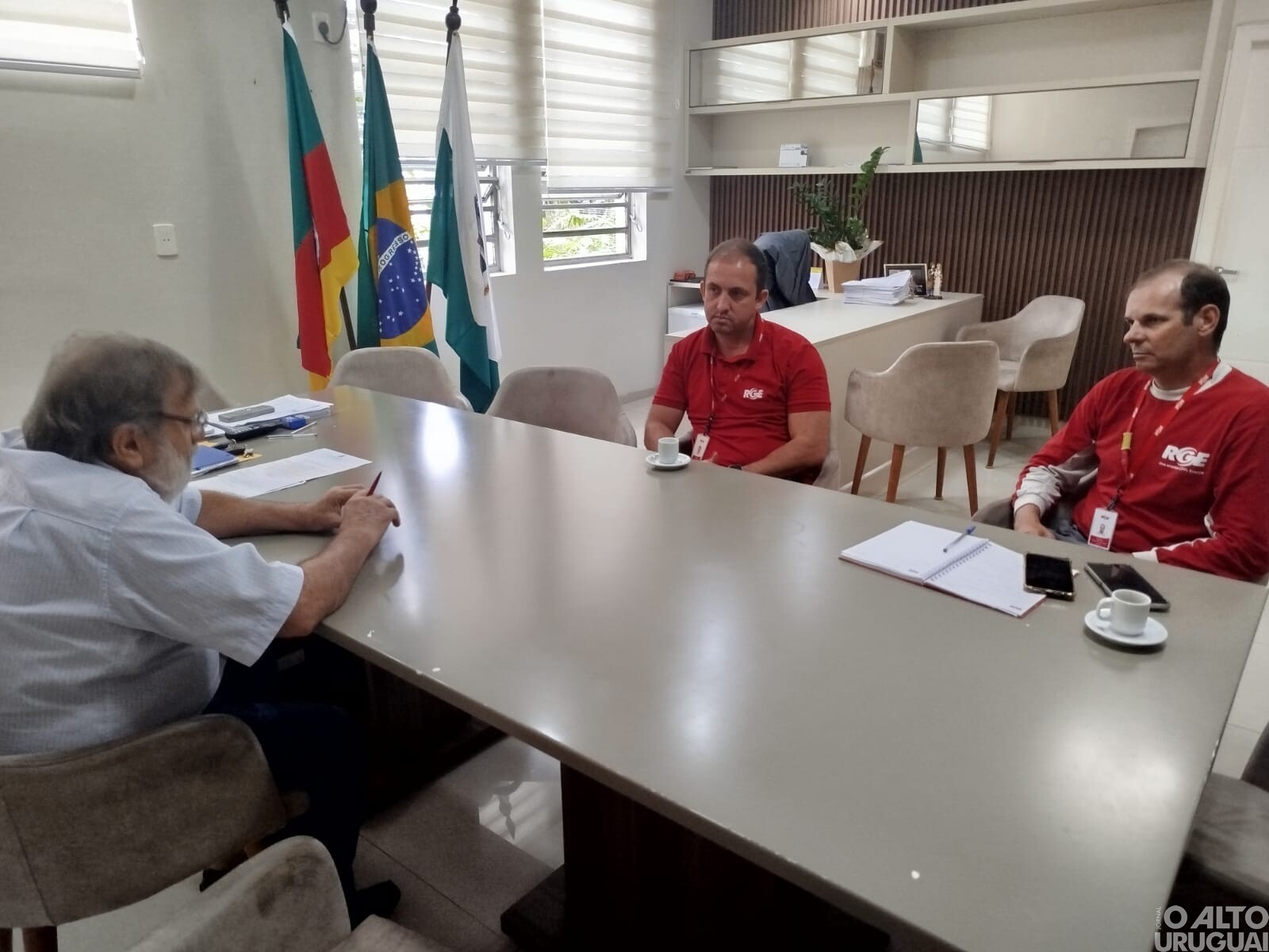 Prefeitura de FW fortalece parceria com a RGE para melhorias na infraestrutura elétrica