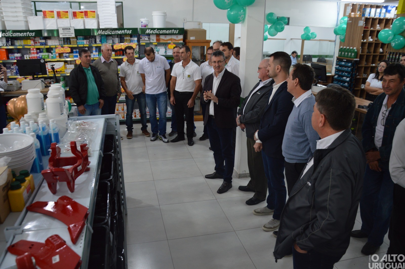 Cotrifred inaugura moderna seção de peças em FW