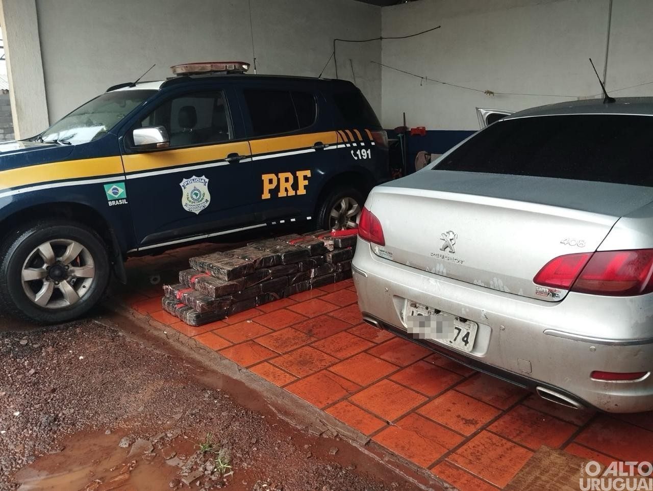 PRF prende traficante com mais de 250 quilos de maconha em FW