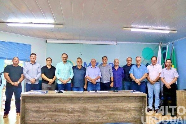Amzop realiza primeira reunião na gestão do prefeito Caetano