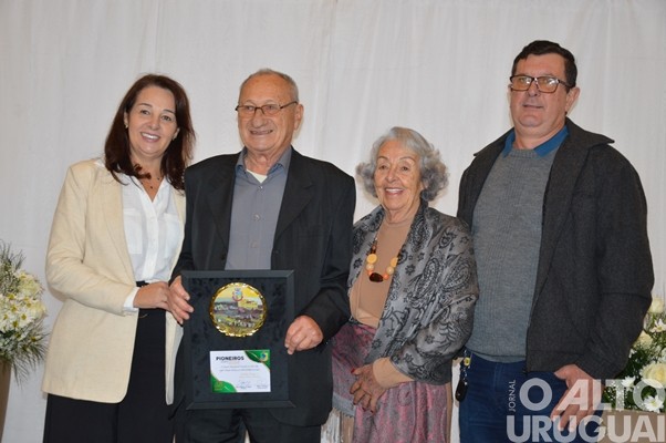 Câmara de Vereadores de Seberi homenageia pioneiros