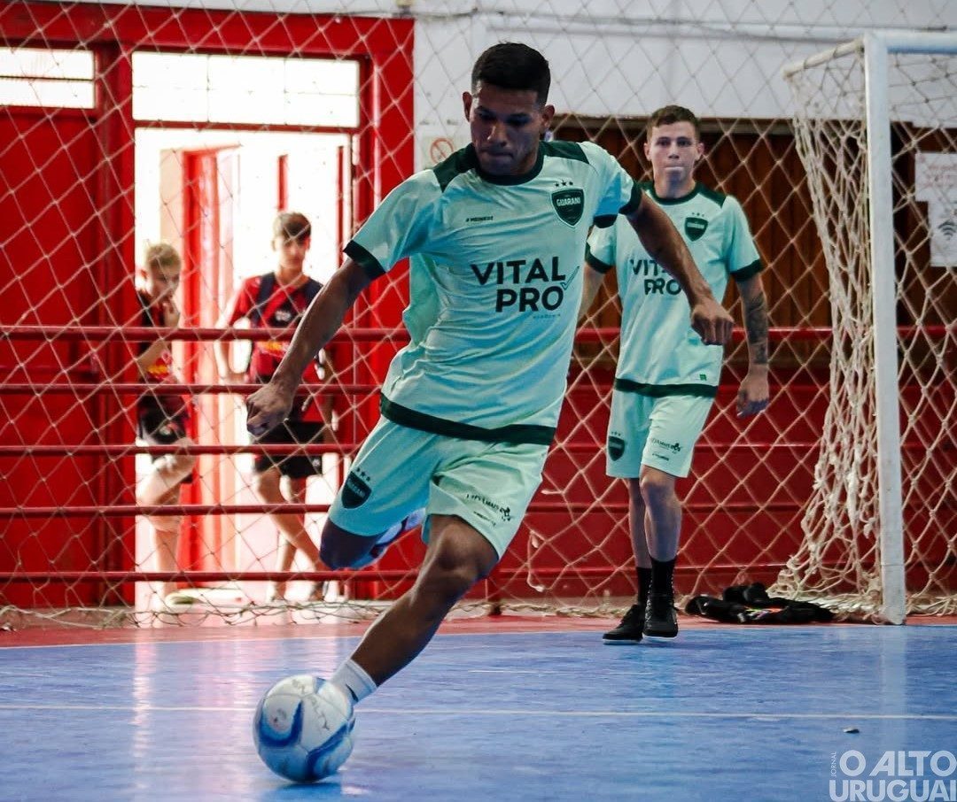 Guarani recebe o Lokomotiv no seu primeiro jogo dentro de casa na temporada