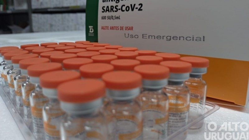 Lotes de CoronaVac serão recolhidos após determinação da Anvisa