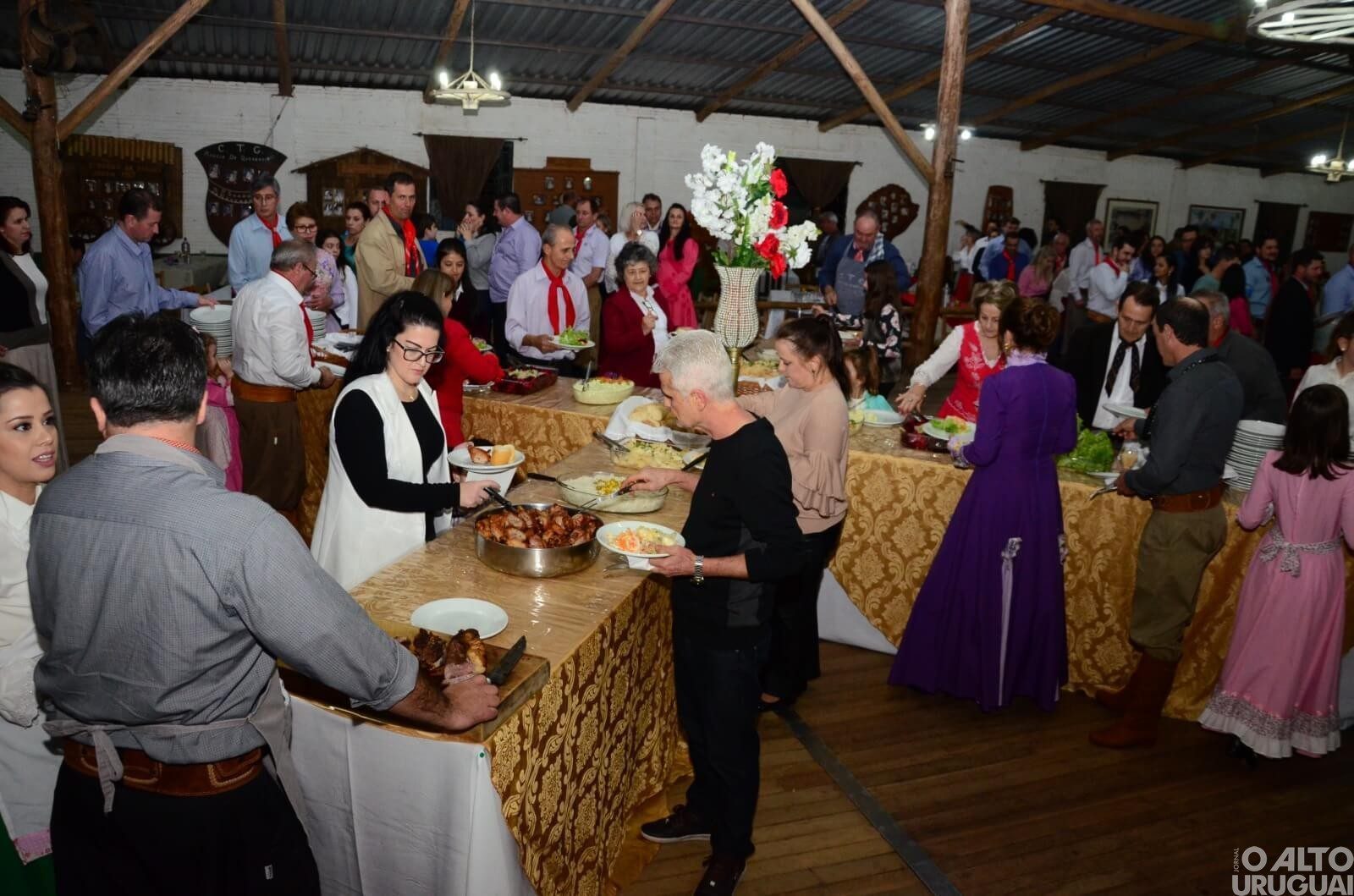 CTG Rodeio da Querência promove jantar festivo do Cinquentenário