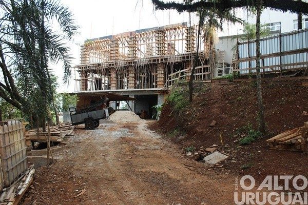 Avançam obras de ampliação da Hemodiálise e construção da Oncologia no HDP