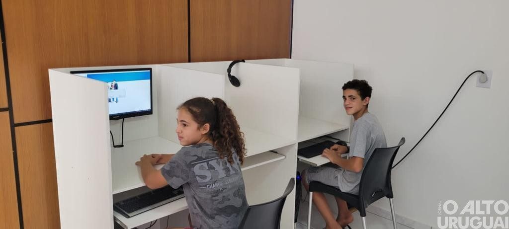 Centro de formação para jovens na área de tecnologia busca atender demanda por profissionais qualificados e impulsiona inclusão digital RS