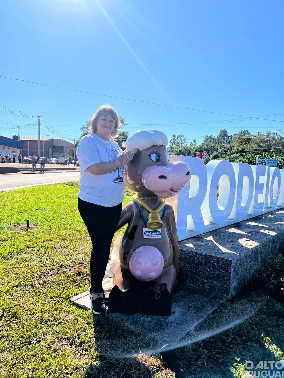 Entrega da revitalização do trevo é realizada em Rodeio Bonito