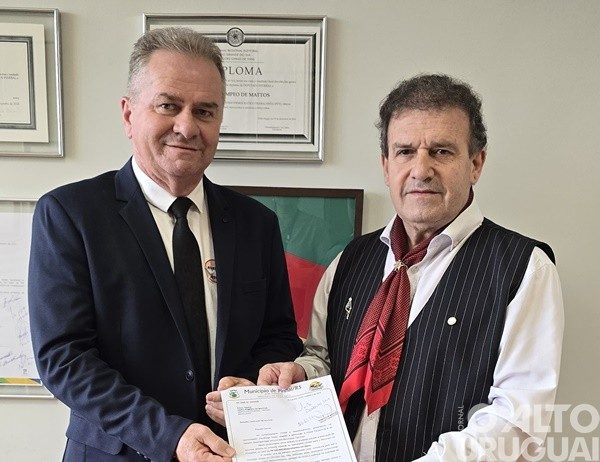 Vice-prefeito de Pinhal cumpre agenda em Brasília