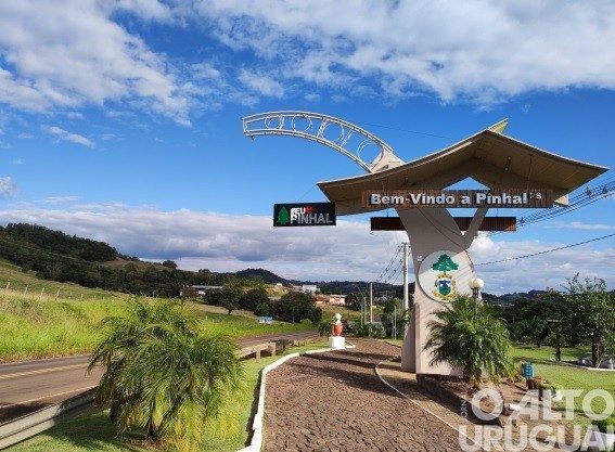 Município de Pinhal distribui mais de R$ 124 mil em bônus fiscal