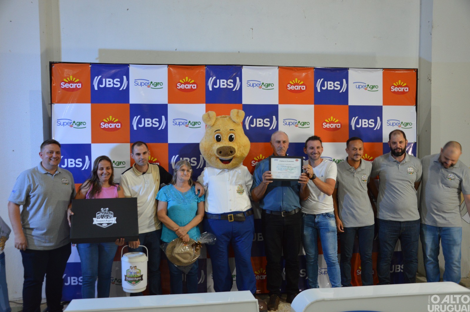 SuperAgro premia melhores produtores integrados