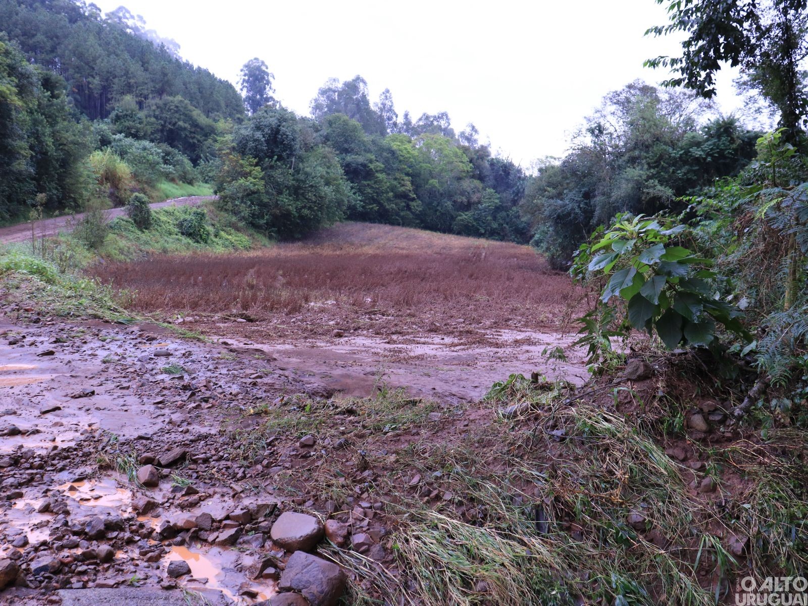 Fortes chuvas causam estragos em Novo Tiradentes